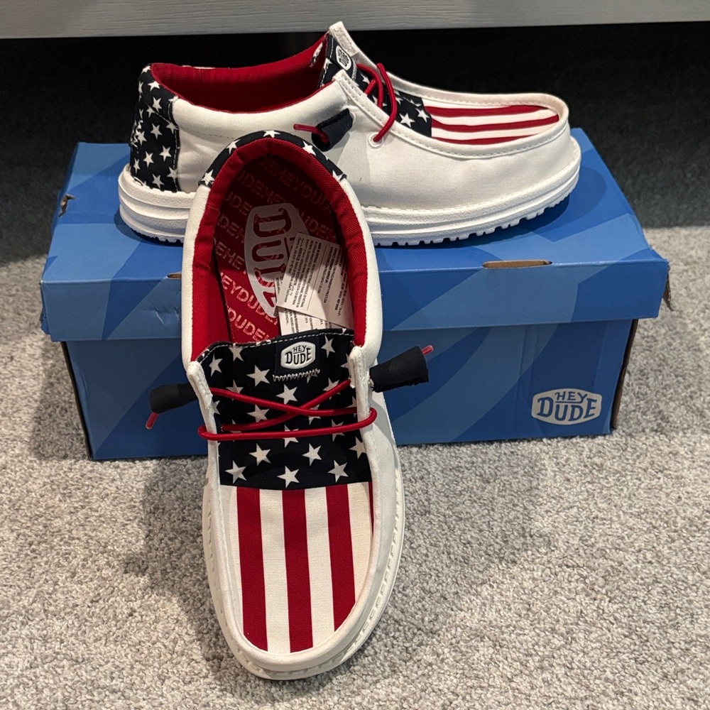 Hey Dude “Wally Americana”